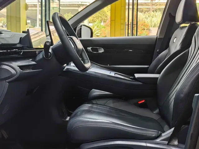 Geely Galaxy E5 — Фото автомобиля 20