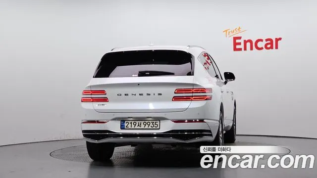 Genesis GV80 2.5T Бензин 2WD — Фото автомобиля 4