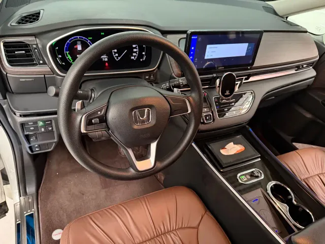 Honda Odyssey — Фото автомобиля 5