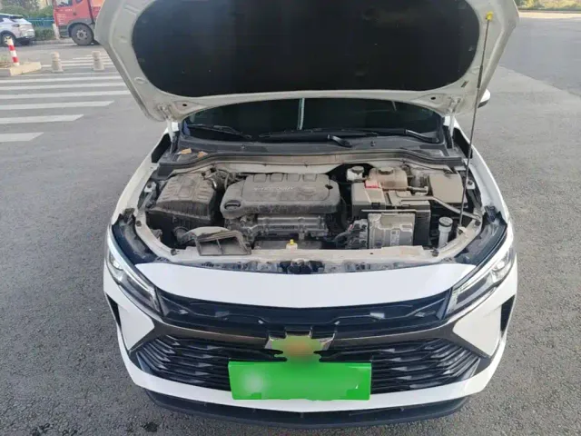 Chevrolet Monza — Фото автомобиля 19