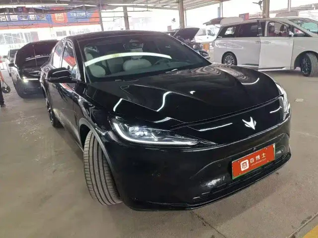 Arcfox Alpha S — Фото автомобиля 2