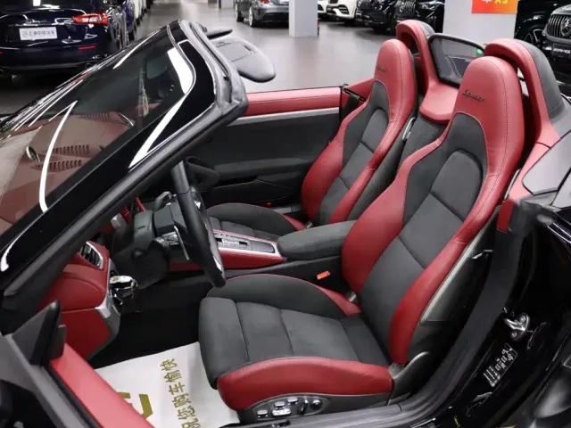 Porsche 718 — Фото автомобиля 10