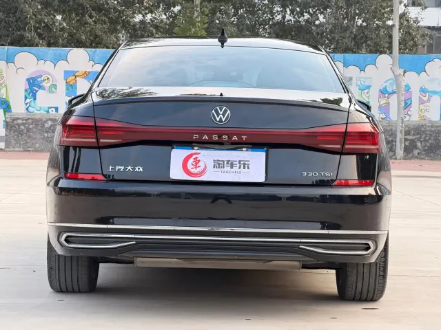 Volkswagen Passat — Фото автомобиля 17