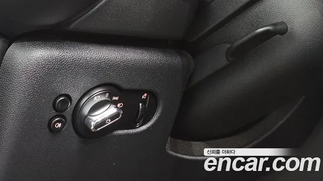 MINI Cooper Cooper Electric — Фото автомобиля 13