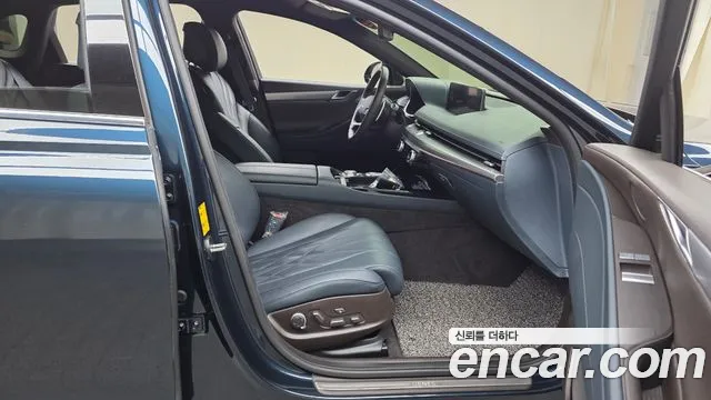 Genesis G80 Бензин 2.5 турбо AWD — Фото автомобиля 11