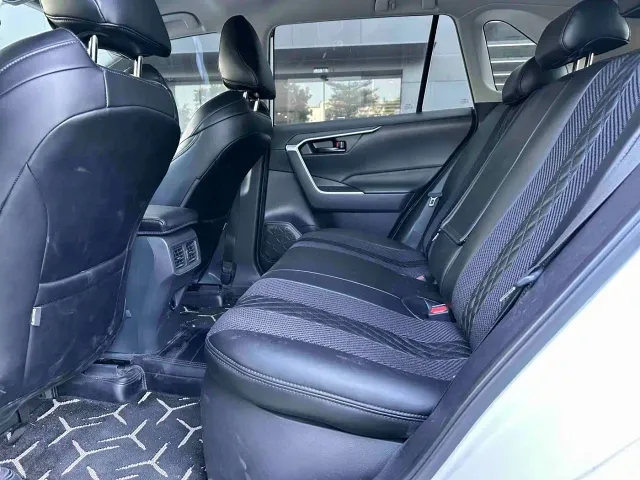 Toyota Wildlander — Фото автомобиля 6