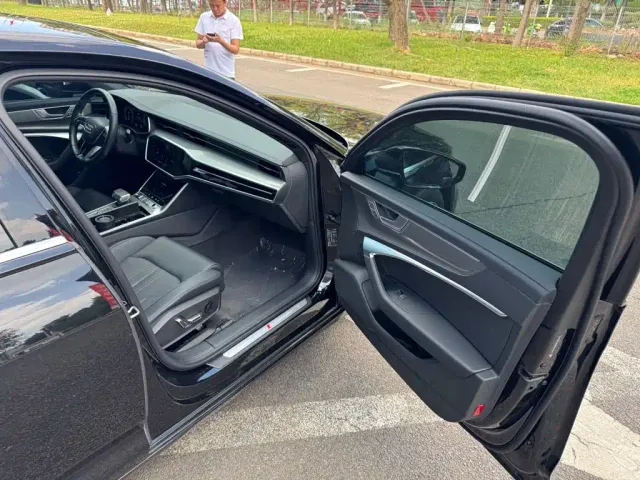 Audi A6L — Фото автомобиля 27