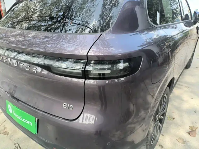 Leapmotor B10 — Фото автомобиля 23
