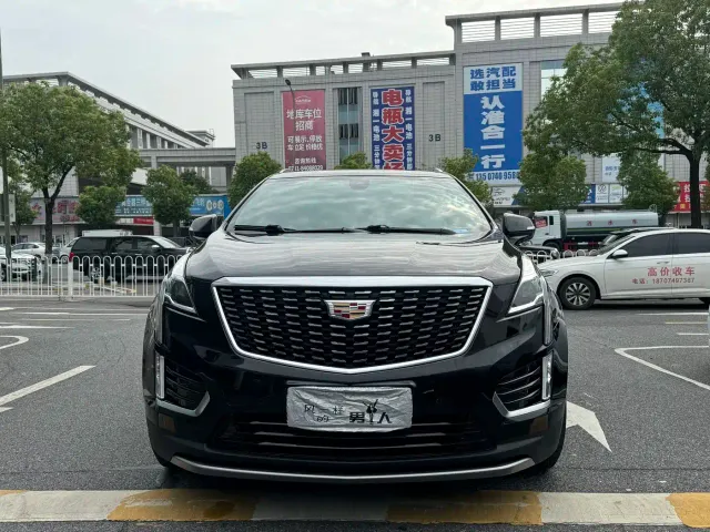 Cadillac XT5 — Фото автомобиля 2