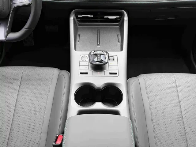 BYD Qin PLUS — Фото автомобиля 24