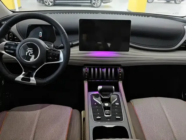 BYD Yuan PLUS — Фото автомобиля 12