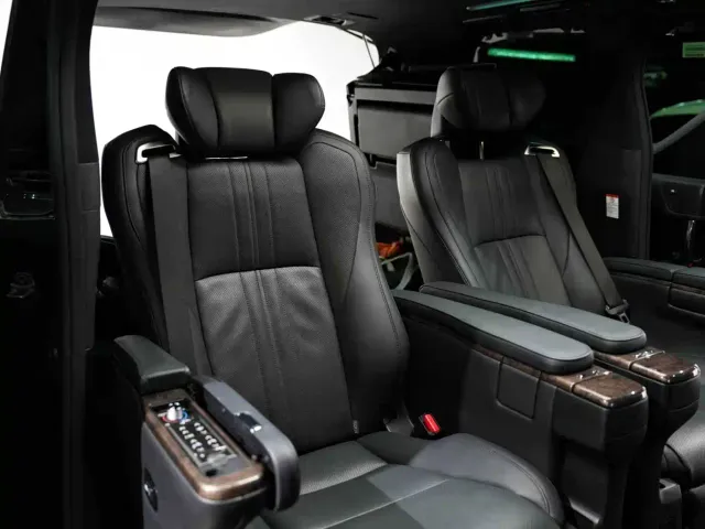 Toyota Alphard — Фото автомобиля 22