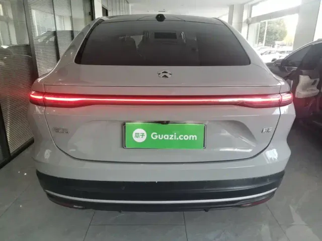 Nio EC6 — Фото автомобиля 5