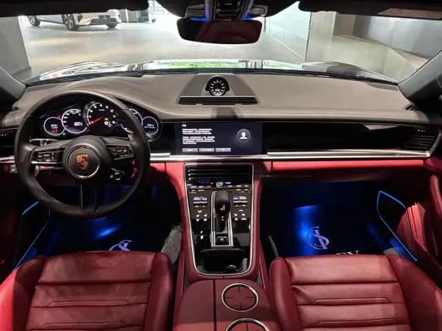 Porsche Panamera — Фото автомобиля 12