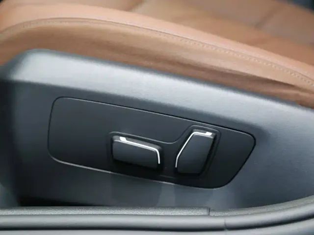 BMW 5 Series — Фото автомобиля 13
