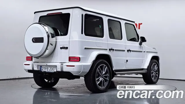 Mercedes-Benz G-Class — Фото автомобиля 2
