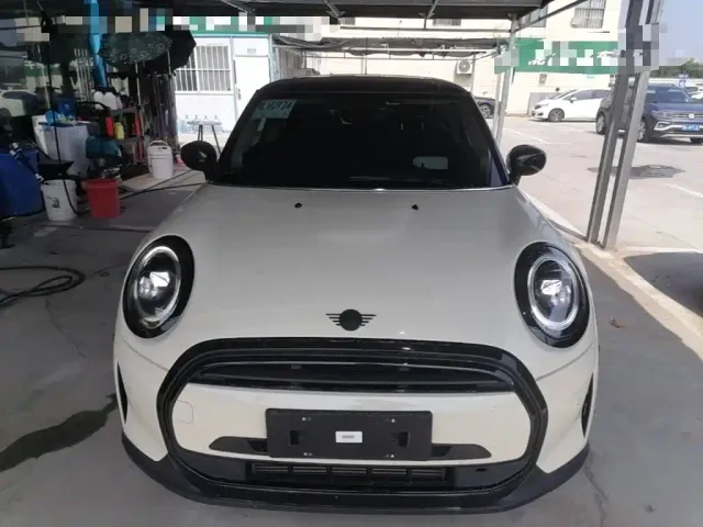 MINI Hatch — Фото автомобиля 2