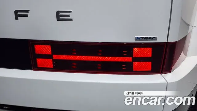 Hyundai Santafe Santa Fe (MX5) Бензин 2.5T 4WD — Фото автомобиля 18