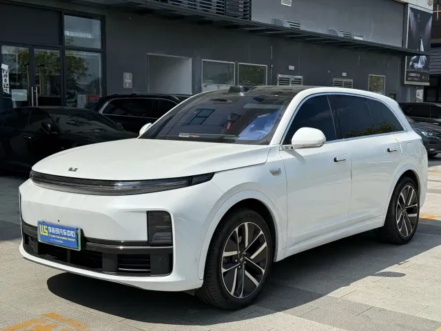 Фотография автомобиля — Li Auto L7