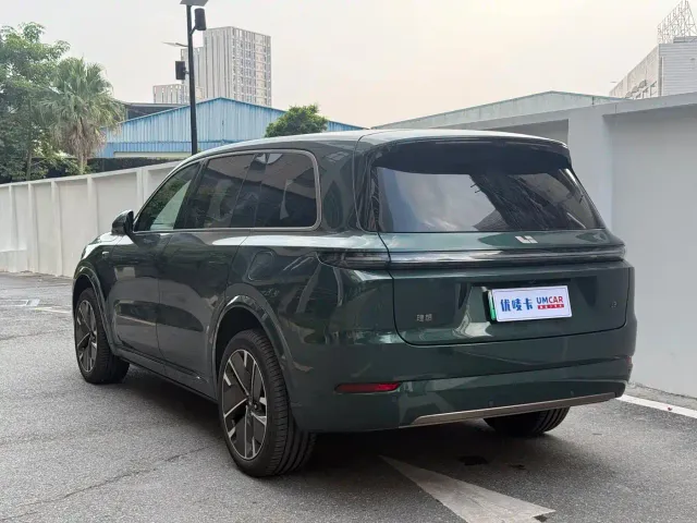 Li Auto L9 — Фото автомобиля 4