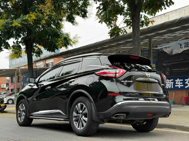 Nissan Murano — Фото автомобиля 3