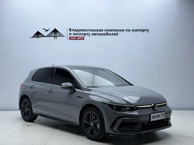 Volkswagen Golf — Фото автомобиля 3