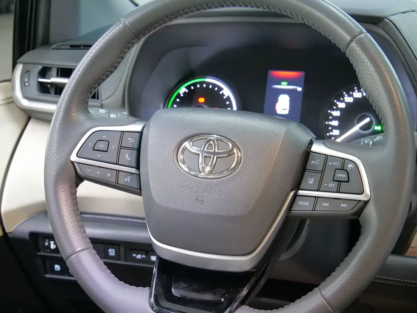 Toyota Toyota Sienna 2026 2.5L Hybrid AWD Exclusive Edition — Фото автомобиля 12