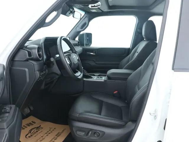 Toyota Prado — Фото автомобиля 4