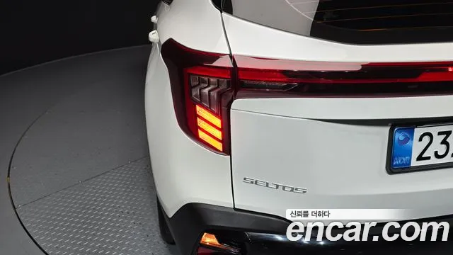 Kia Seltos New — Фото автомобиля 8