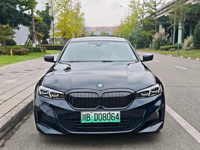 BMW i3 — Фото автомобиля 2