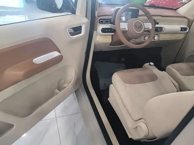 Wuling Hongguang Mini EV — Фото автомобиля 15