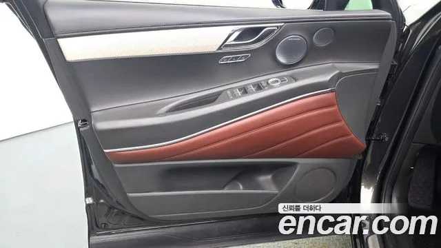 Genesis GV80 3.5T Бензин 2WD — Фото автомобиля 24