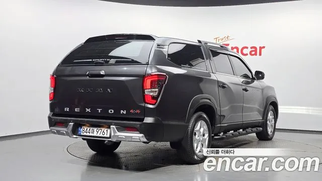 KG_Mobility_Ssangyong Rexton Новый Rexton Sport Khan Дизель 2.2 4WD — Фото автомобиля 2