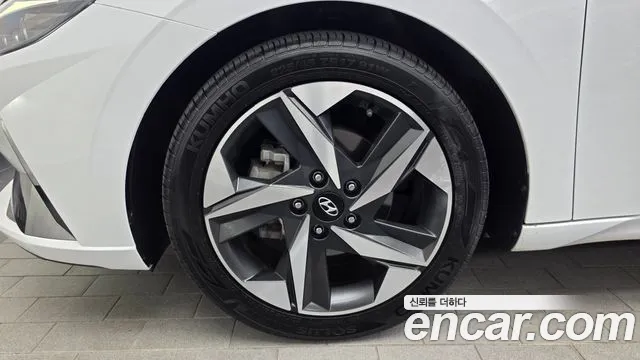 Hyundai AVANTE Avante (CN7) — Фото автомобиля 5