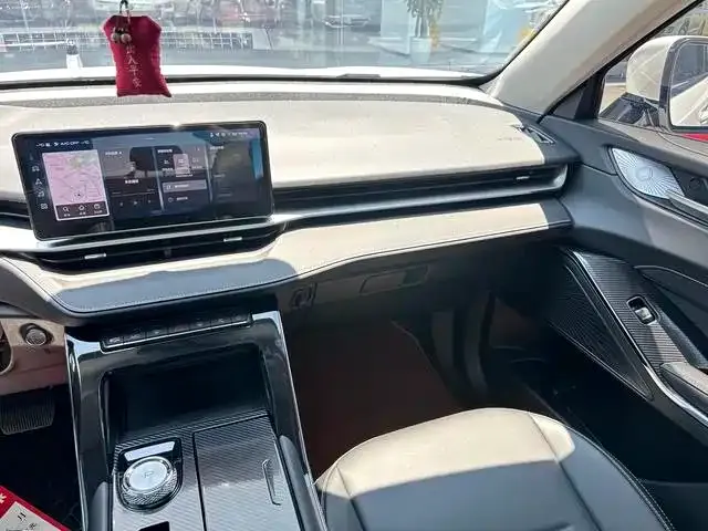 Haval Haval H6 2024 Model 1.5T 2WD Classic Edition — Фото автомобиля 5