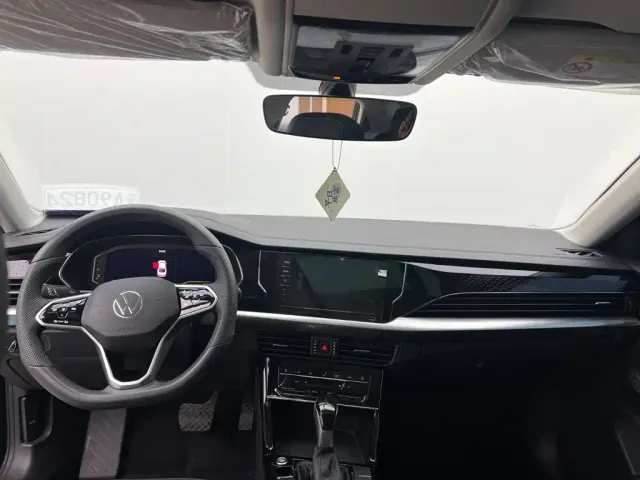 Volkswagen Passat — Фото автомобиля 8