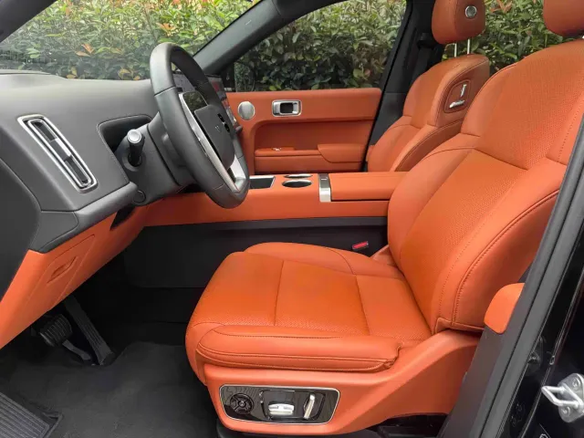 Li Auto L7 — Фото автомобиля 6