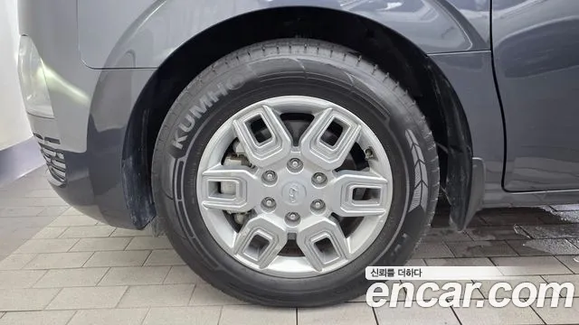 Hyundai Staria Staria Карго 5 мест — Фото автомобиля 5