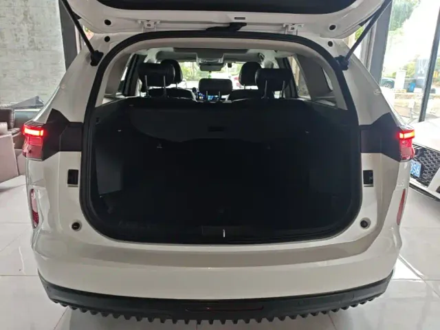 Haval H6 — Фото автомобиля 18