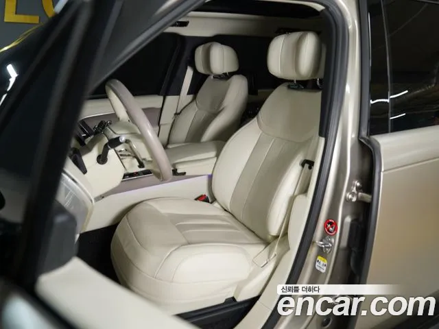 Land Rover Range Rover — Фото автомобиля 12
