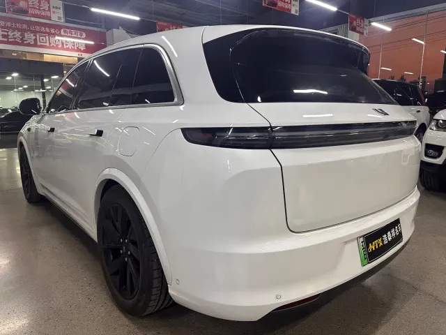 Li Auto L7 — Фото автомобиля 6