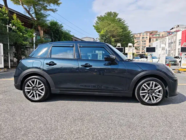 MINI Hatch — Фото автомобиля 4