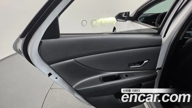 Hyundai AVANTE Новый Avante (CN7) — Фото автомобиля 25