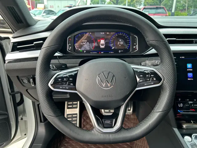 Volkswagen CC — Фото автомобиля 15