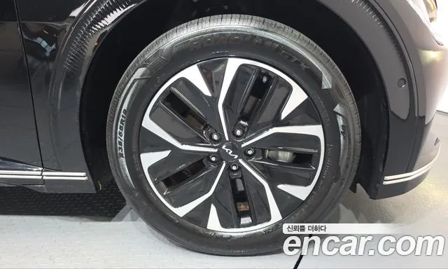 Kia EV6 — Фото автомобиля 6