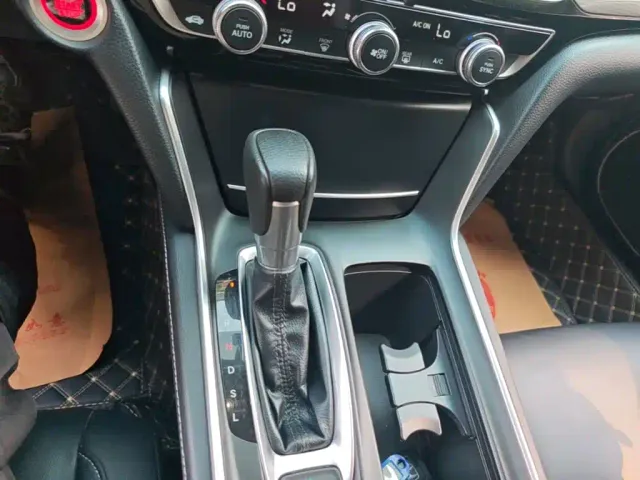 Honda Inspire — Фото автомобиля 13
