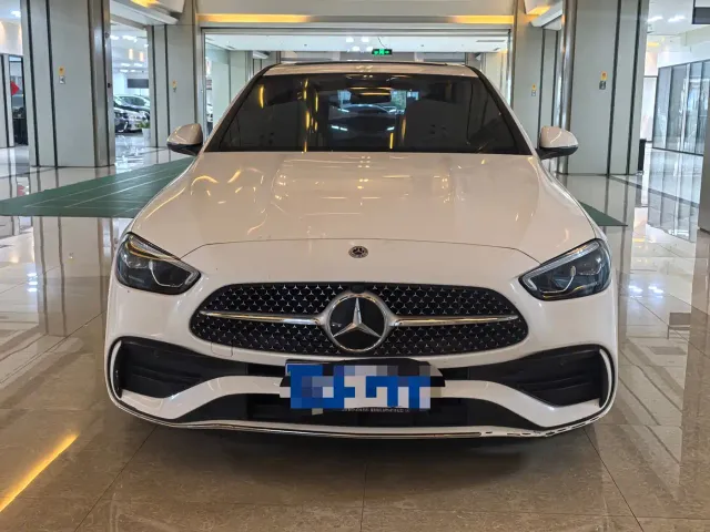 Mercedes-Benz C-Class — Фото автомобиля 2