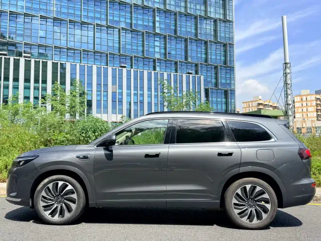 Aito M7 — Фото автомобиля 3
