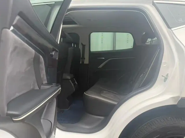 Haval H6 — Фото автомобиля 8