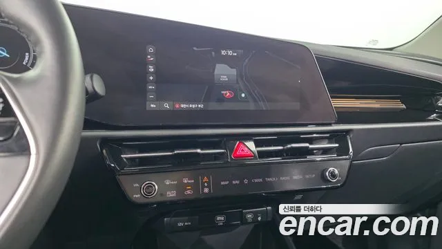 Kia Niro — Фото автомобиля 18